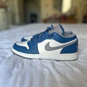 Youth Jordan 1 Low Shoes